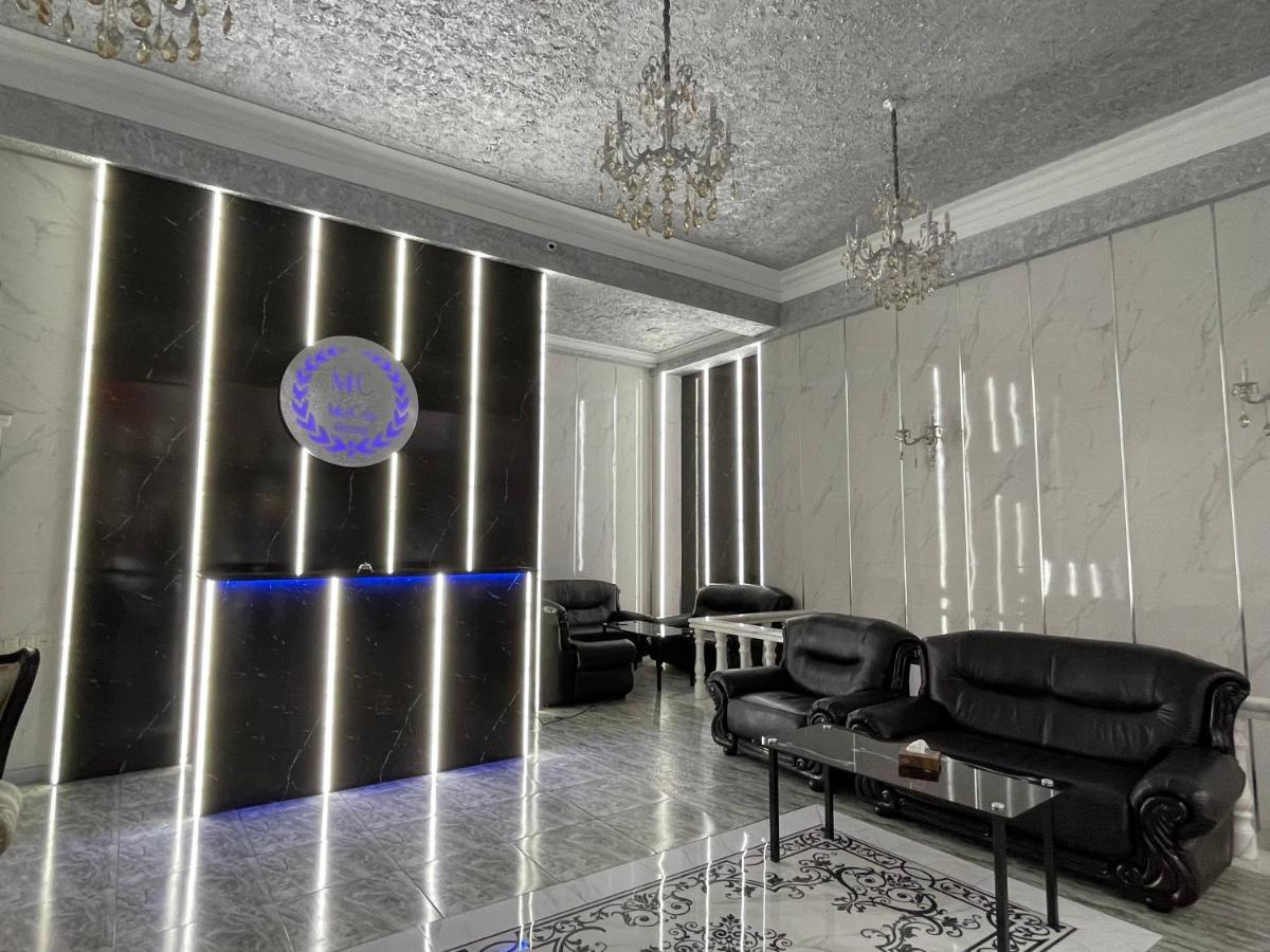Midcity Hostel Jerevan Buitenkant foto